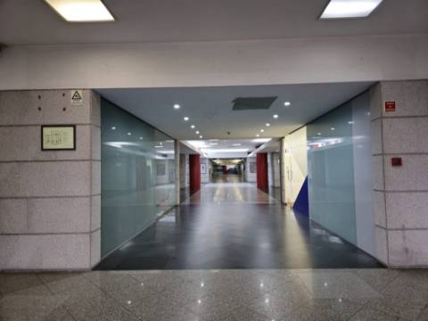 INVESTIMENTO | 2 Lojas Arrendadas | Centro de Gondomar (Souto)