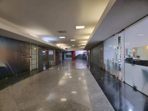 INVESTIMENTO | 8 Lojas Arrendadas | Centro de Gondomar (Souto)