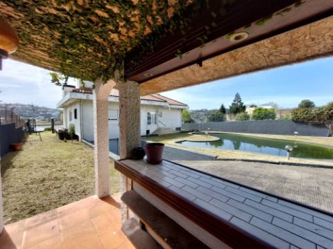 Moradia Isolada T3 | Piscina | Vistas Rio | 5 Min Porto