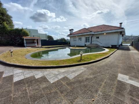 Moradia Isolada T3 | Piscina | Vistas Rio | 5 Min Porto