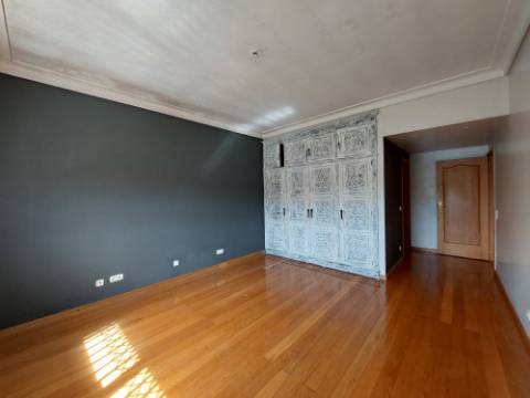 Moradia Isolada T3 | Piscina | Vistas Rio | 5 Min Porto