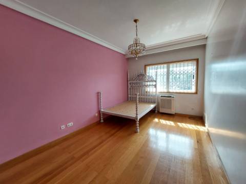 Moradia Isolada T3 | Piscina | Vistas Rio | 5 Min Porto