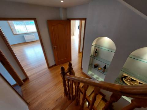 Moradia Isolada T3 | Piscina | Vistas Rio | 5 Min Porto