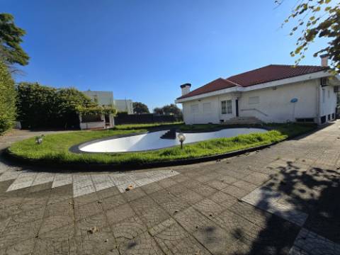 Moradia Isolada T3 | Piscina | Vistas Rio | 5 Min Porto