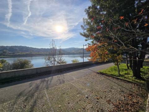 Moradia Isolada T3 | Piscina | Vistas Rio | 5 Min Porto