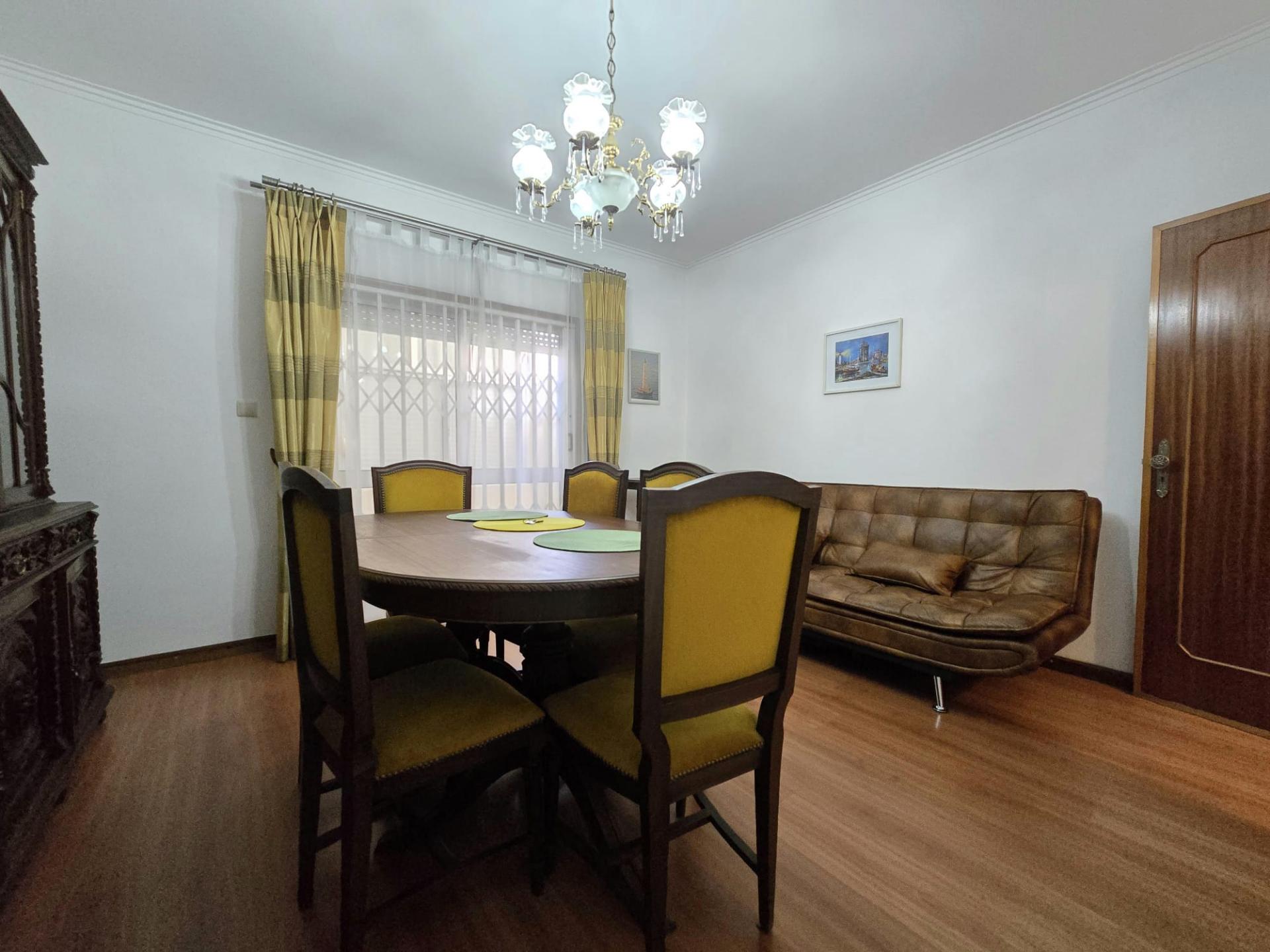 Apartamento T2 Valbom - Investimento ou Habitação Própria