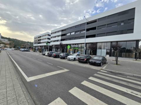 Apartamento T2+1 Semi-NOVO - S. PEDRO DESIGN II