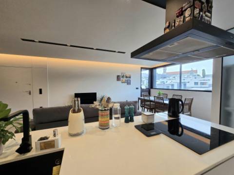 Apartamento T2+1 Semi-NOVO - S. PEDRO DESIGN II