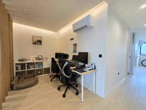 Apartamento T2+1 Semi-NOVO - S. PEDRO DESIGN II