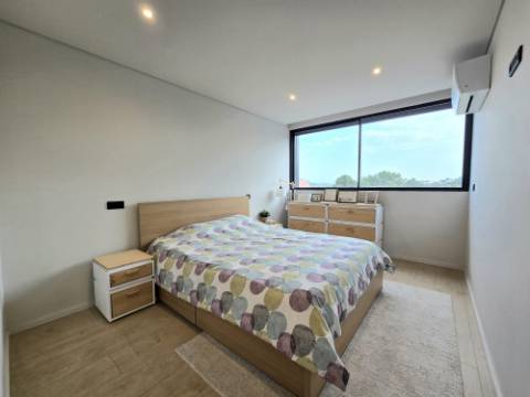 Apartamento T2+1 Semi-NOVO - S. PEDRO DESIGN II