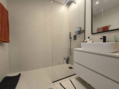 Apartamento T2+1 Semi-NOVO - S. PEDRO DESIGN II