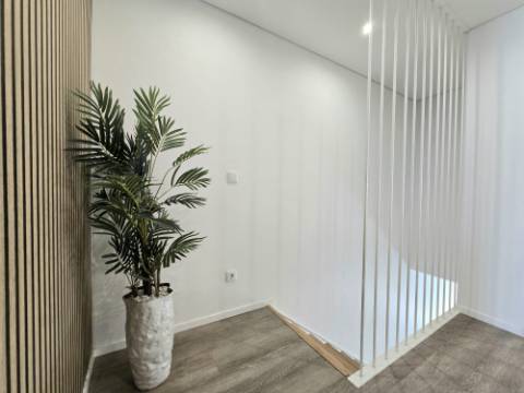 Moradia T3 Completamente Remodelada - Fânzeres