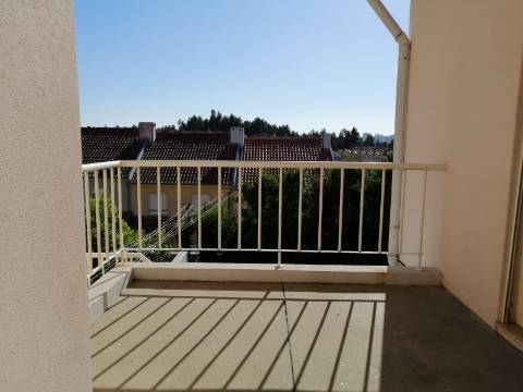 Moradia T4 de 3 Frentes | Ao IC29/A43 | 4 min Freixo Porto