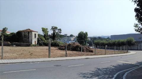 Terreno (4.950m2) - Valbom