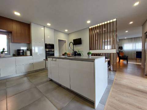 Moradia T3+1 Térrea | Jovim | 10 min Porto