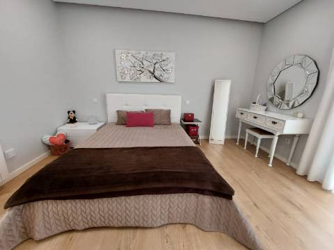 Moradia T3+1 Térrea | Jovim | 10 min Porto