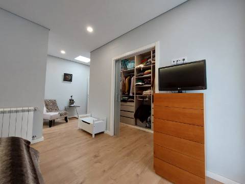 Moradia T3+1 Térrea | Jovim | 10 min Porto