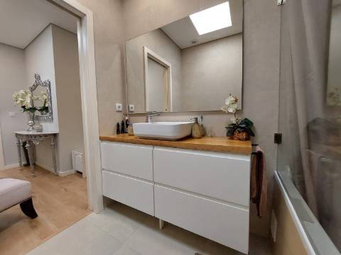 Moradia T3+1 Térrea | Jovim | 10 min Porto