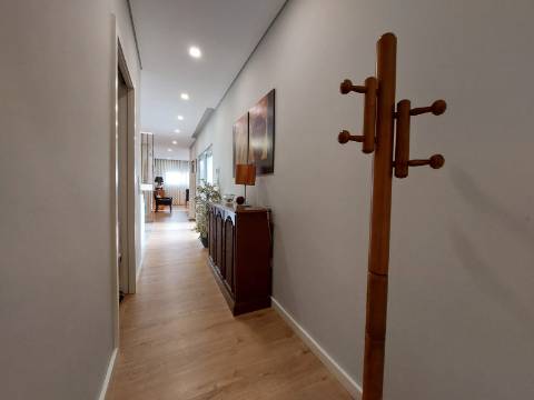 Moradia T3+1 Térrea | Jovim | 10 min Porto