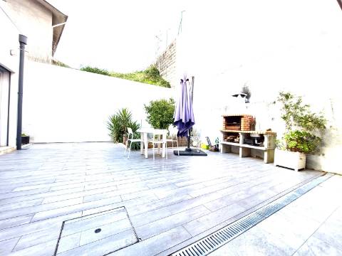 Moradia T3+1 Térrea | Jovim | 10 min Porto