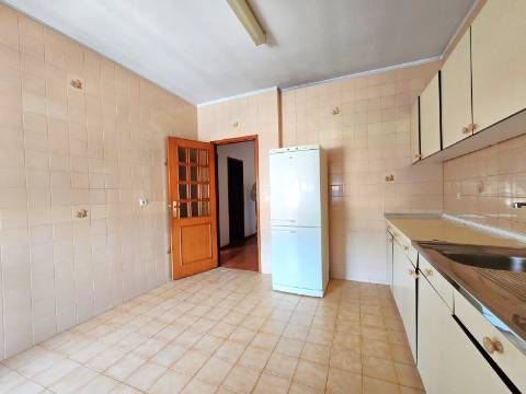 T3 de 3 Frentes | Próximo Estação Comboios Rio Tinto