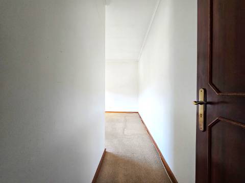 T3 de 3 Frentes | Próximo Estação Comboios Rio Tinto