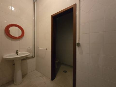 Armazém 630 m2 - SÃO PEDRO DA COVA