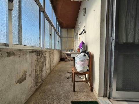 T2 Av. Carvalha | Garagem Fechada | Próximo Metro