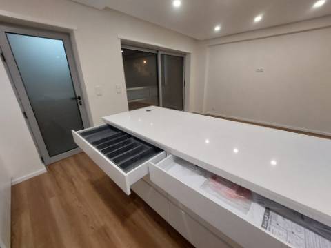 T3 Remodelado (Novo) - A 10min Estação Comboios Rio Tinto