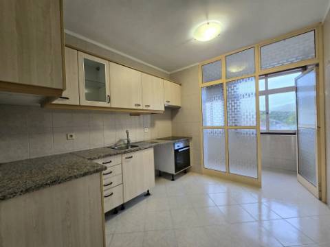 Apartamento T1 | Garagem Fechada | 3 min do Porto