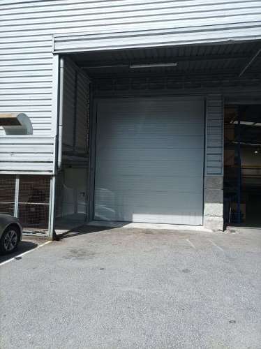 ARMAZÉM (375m2) EM PARQUE EMPRESARIAL