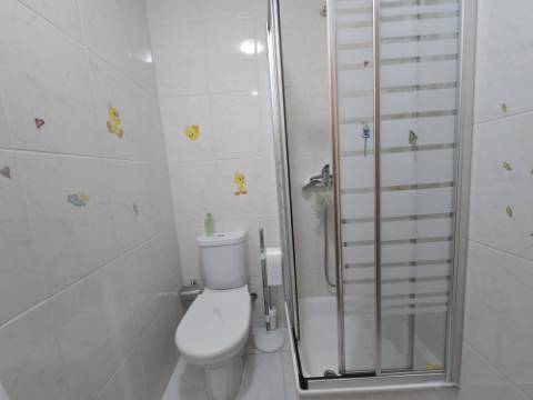 T2 c/ 2 Lg Garagem e Arrumos - São Cosme