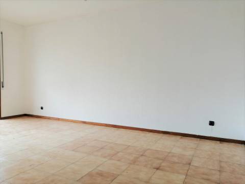 Apartamento T2 - Fânzeres