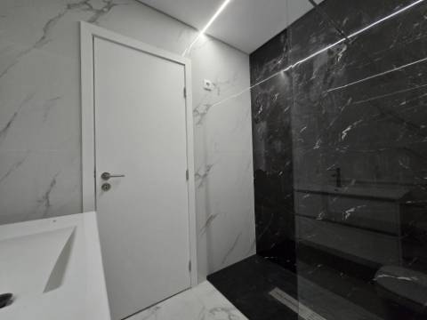 T2 Remodelado | Localização Privilegiada | Remodelado