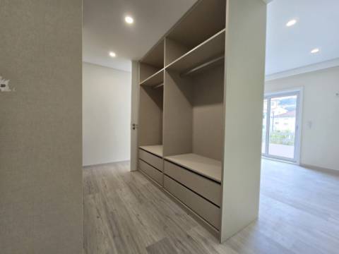 T2 Remodelado | Localização Privilegiada | Remodelado