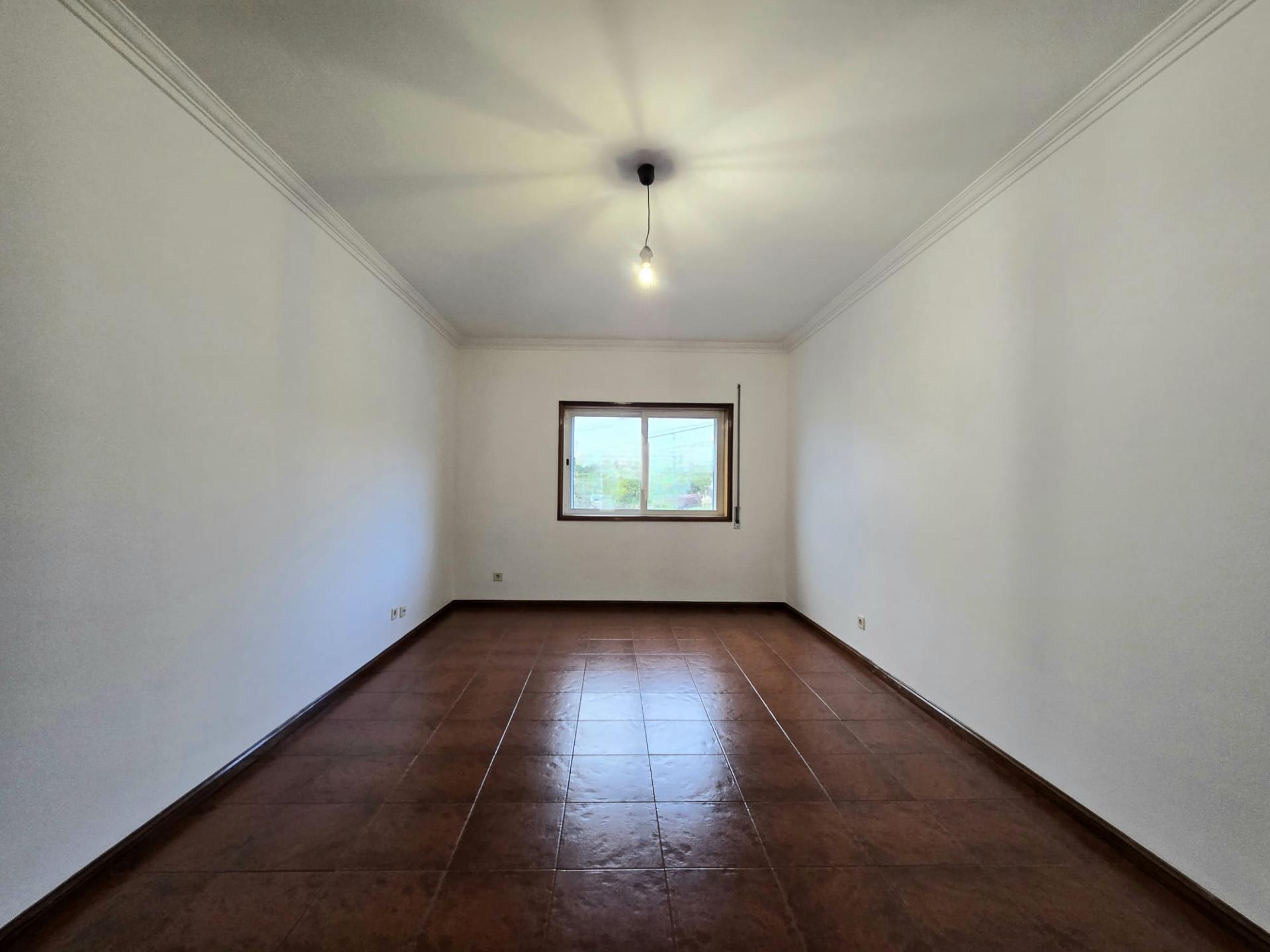 Apartamento T1 | Garagem Fechada | 3 min do Porto