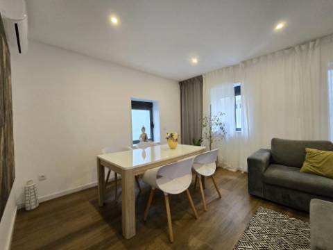 Moradia T2 (2 Suítes) Remodelada Valbom - A 5 min Freixo Porto