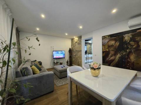 Moradia T2 (2 Suítes) Remodelada Valbom - A 5 min Freixo Porto