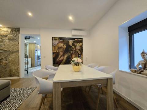 Moradia T2 (2 Suítes) Remodelada Valbom - A 5 min Freixo Porto