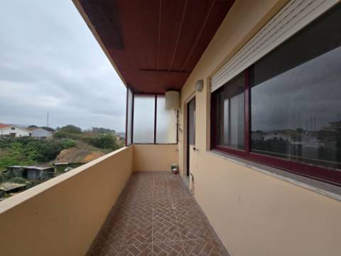 APARTAMENTO T2 - A 2 km Estação RIO TINTO