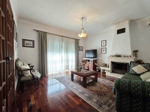 MORADIA T3 | 4 FRENTES | SÃO COSME