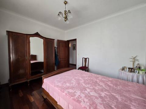 MORADIA T3 | 4 FRENTES | SÃO COSME