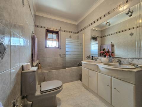 MORADIA T3 | 4 FRENTES | SÃO COSME