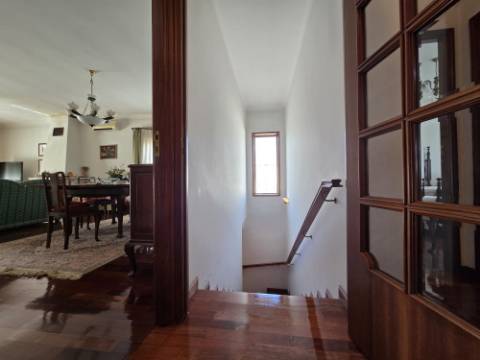 MORADIA T3 | 4 FRENTES | SÃO COSME