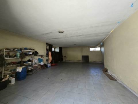 MORADIA T3 | 4 FRENTES | SÃO COSME