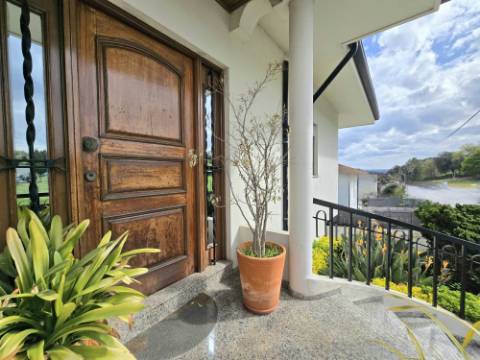 MORADIA T3 | 4 FRENTES | SÃO COSME