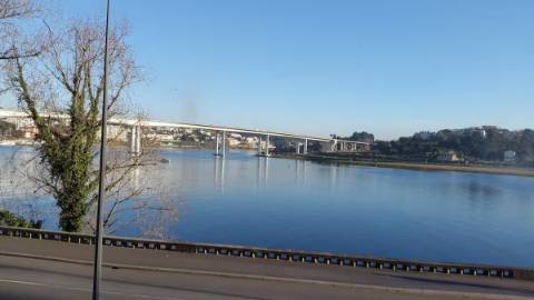 T3+1 Mobilado e Equipado | Condomínio 'Varandas Do Douro' | Vista Rio Douro