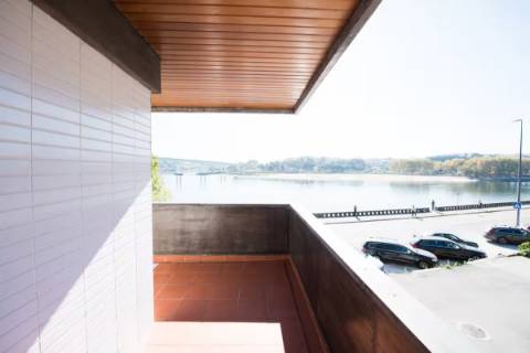 T3+1 Mobilado e Equipado | Condomínio 'Varandas Do Douro' | Vista Rio Douro