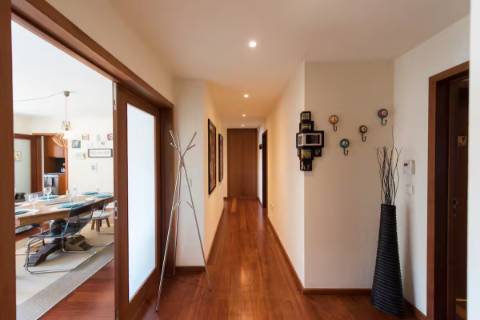 T3+1 Mobilado e Equipado | Condomínio 'Varandas Do Douro' | Vista Rio Douro