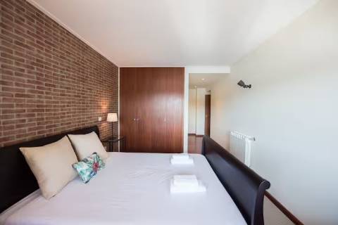 T3+1 Mobilado e Equipado | Condomínio 'Varandas Do Douro' | Vista Rio Douro